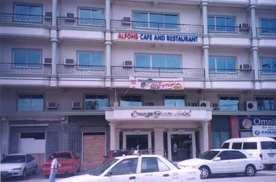 Orange Grove Hotel